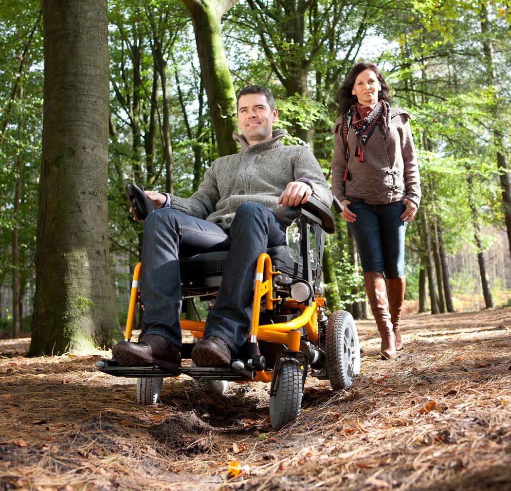 Wózek z napędem elektrycznym pokojowo terenowy FOREST